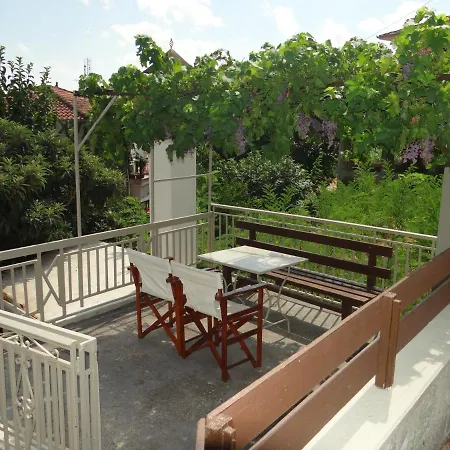 Nikos, Old Apartament Kalambaka