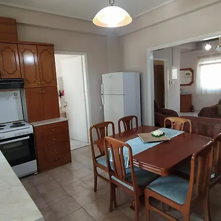 Nikos, Old Apartament