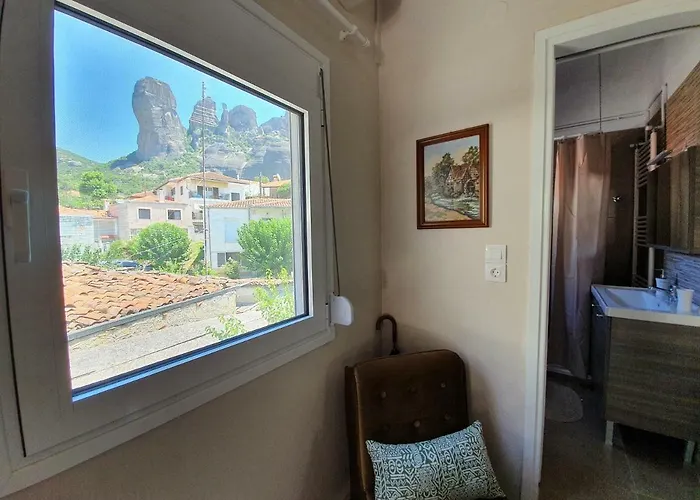 Apartament Nikos, Old